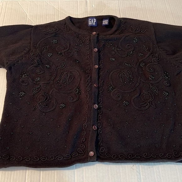 ⏳♻️GAP Black Beaded Floral Detail Sweater Shirt Button Outerwear Jacket size S - Picture 6 of 15